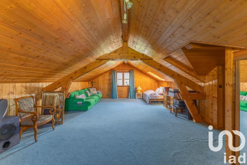 Maison - 267 m² - 6 pièces