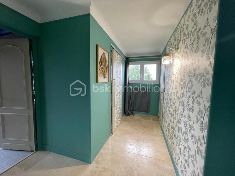 Maison - 168 m² - 8 pièces