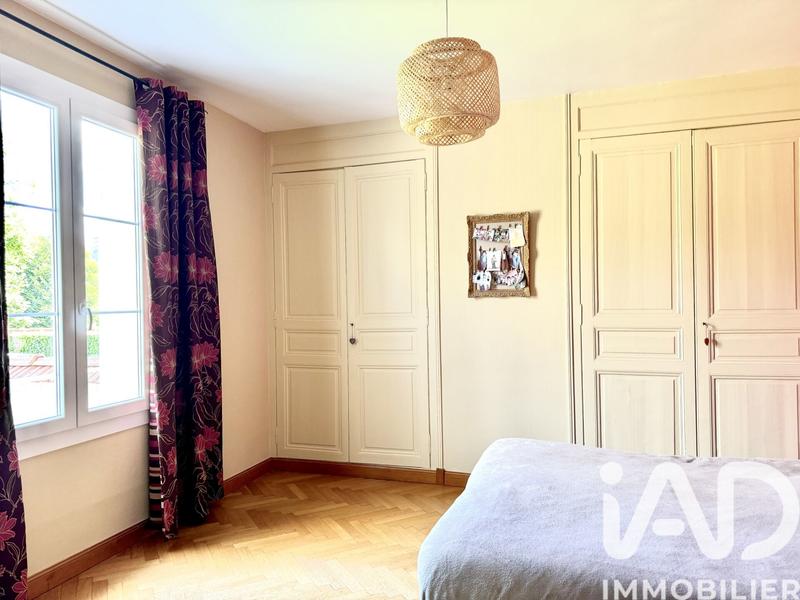 Maison de ville - 184 m² - 9 pièces