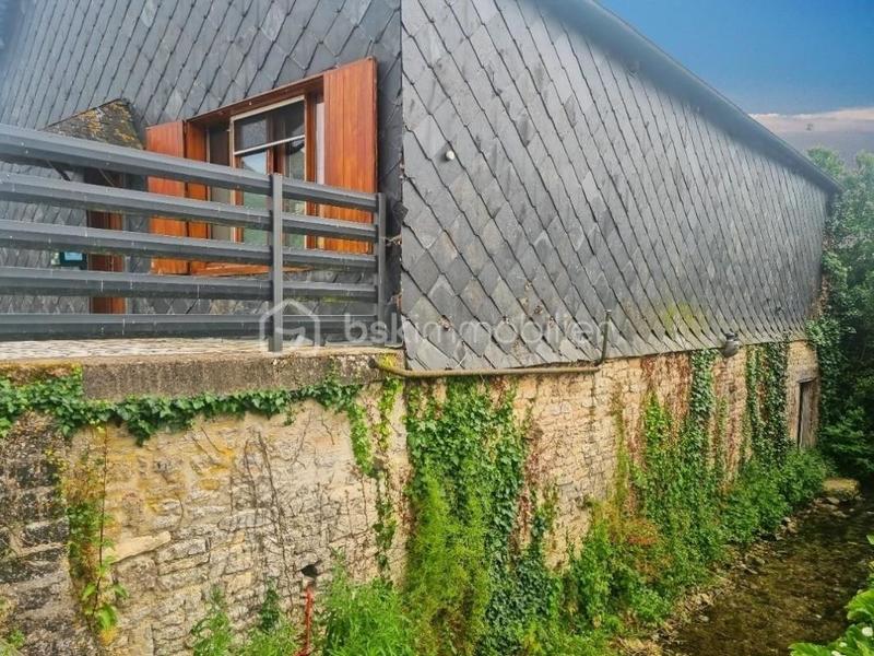 Maison de village - 205 m² - 8 pièces