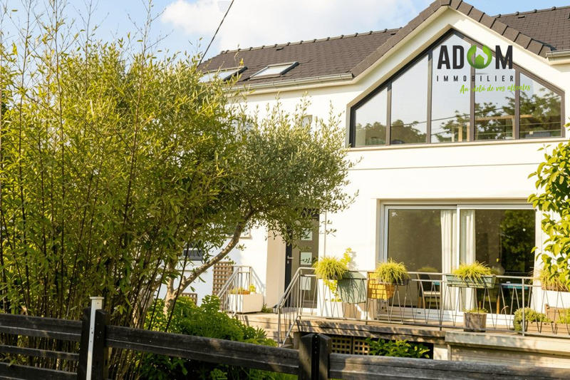 Maison - 146 m² - 6 pièces