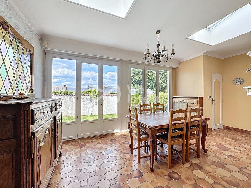 Maison - 157 m² - 10 pièces