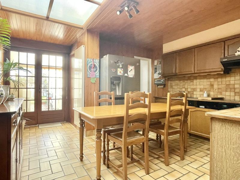 Maison - 101 m² - 5 pièces