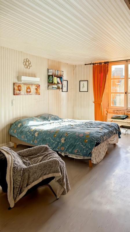 Demeure - 915 m² - 40 pièces