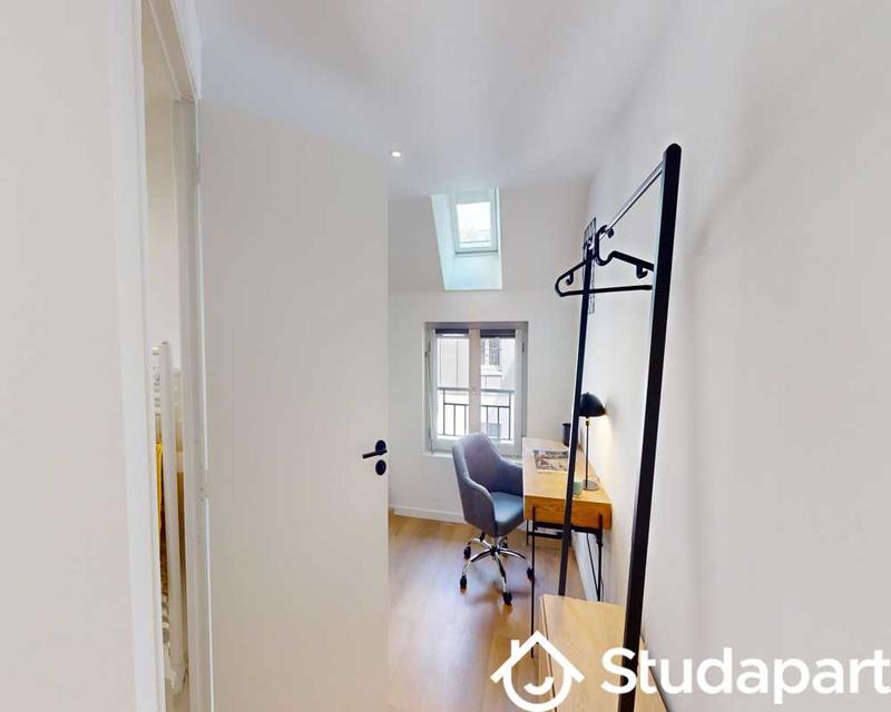 Chambre - 160 m² - 1 pièce