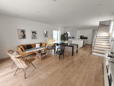 Maison - 149 m² - 5 pièces