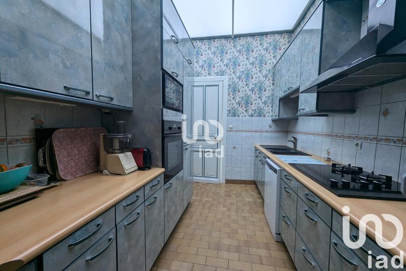 Maison de ville - 215 m² - 9 pièces