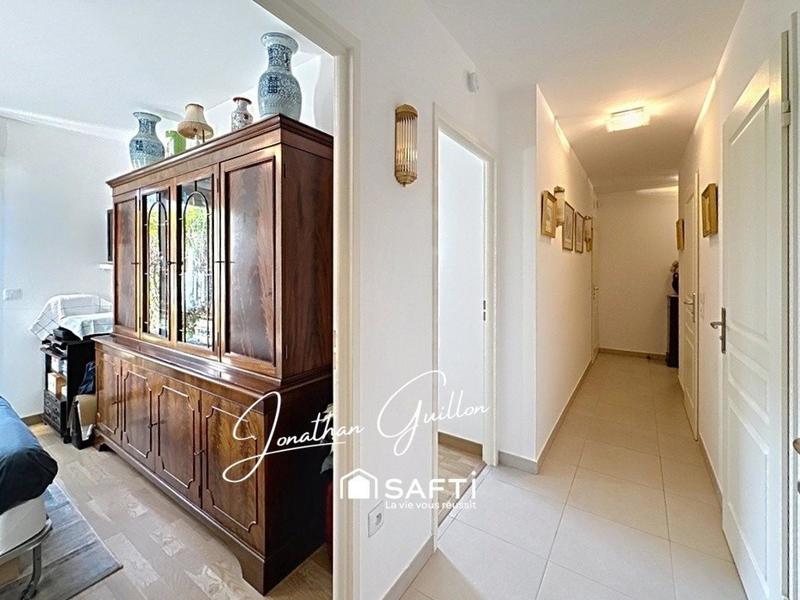 Appartement - 79 m² - 3 pièces