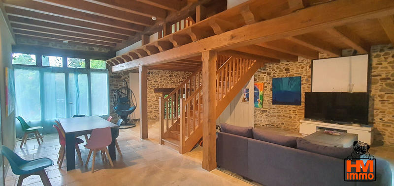 Maison - 215 m² - 7 pièces