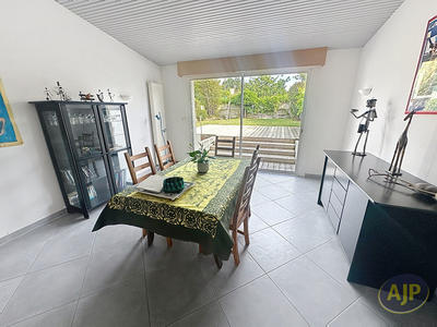 Maison - 86 m² - 6 pièces