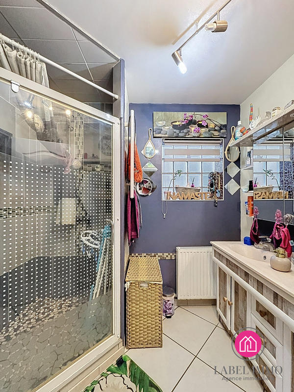 Maison - 102 m² - 5 pièces