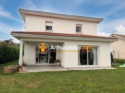 Maison - 118 m² - 5 pièces