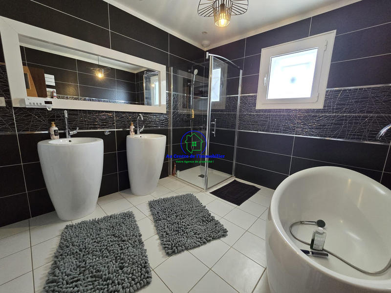 Villa - 191 m² - 7 pièces