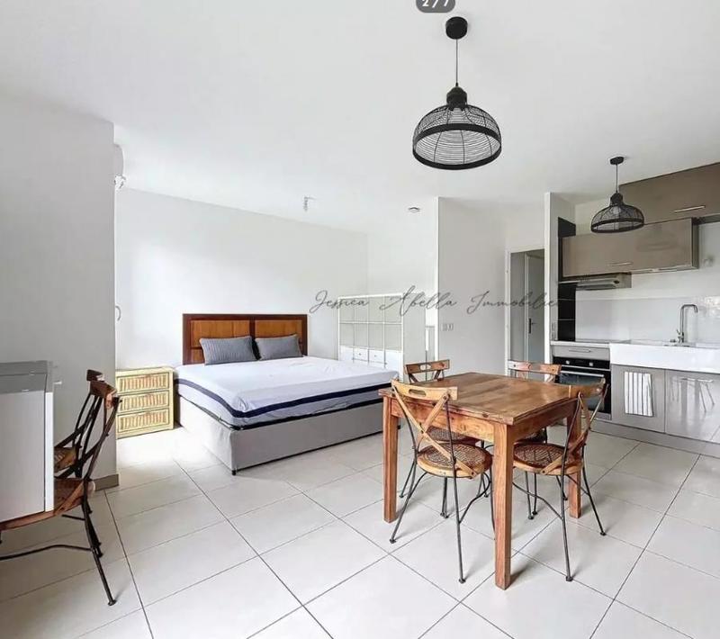 Studio - 34 m² - 1 pièce