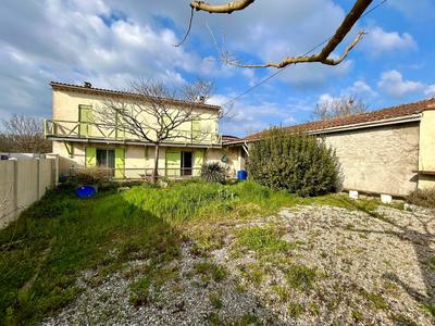 Maison - 187 m² - 9 pièces