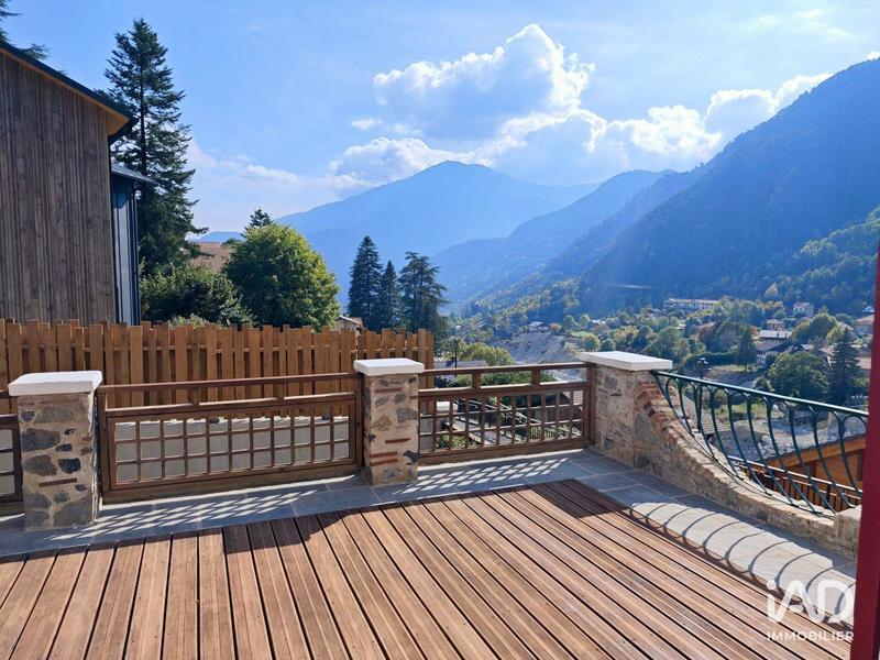 Maison - 167 m² - 6 pièces