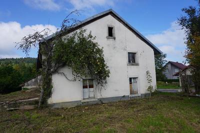 Maison - 140 m² - 8 pièces