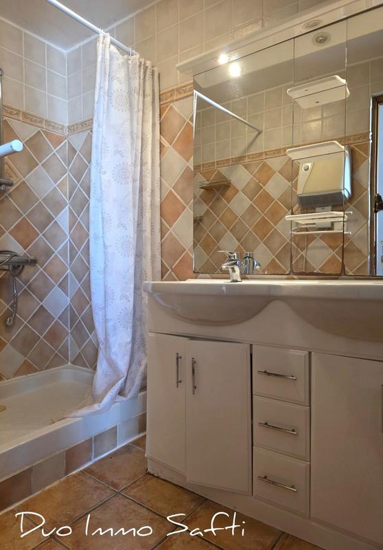 Maison - 92 m² - 4 pièces