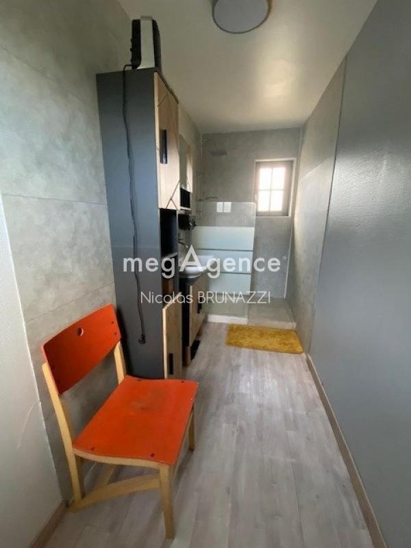 Propriété - 107 m² - 6 pièces