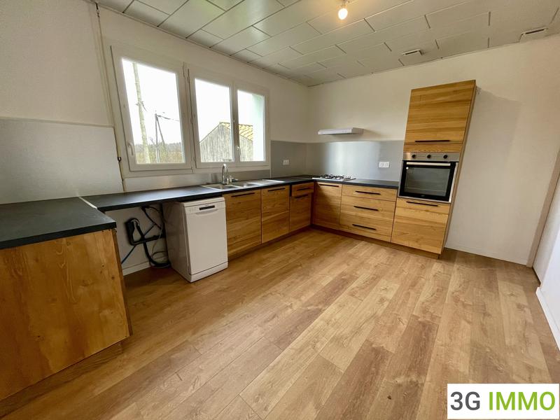 Maison - 140 m² - 5 pièces