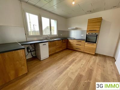 Maison - 140 m² - 5 pièces