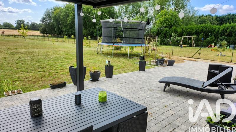 Maison de maîtres - 375 m² - 12 pièces