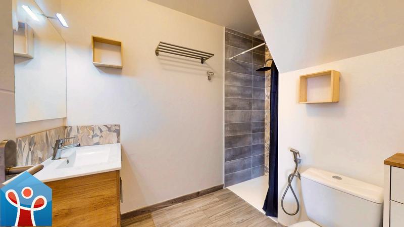 Maison - 88 m² - 4 pièces