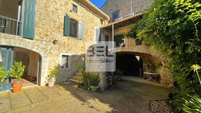 Mas - 310 m² - 10 pièces