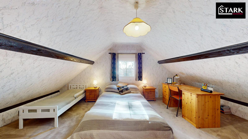 Maison - 139 m² - 7 pièces