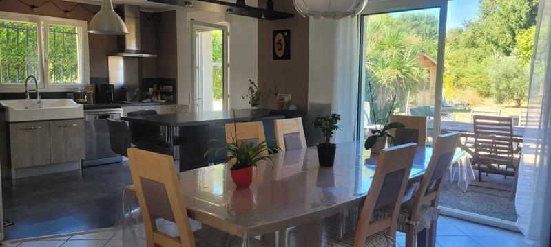 Maison - 135 m² - 6 pièces