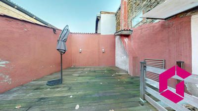 Maison - 137 m² - 9 pièces