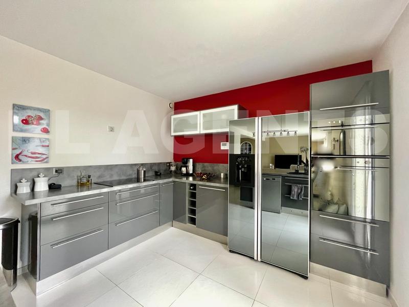 Maison contemporaine - 155 m² - 6 pièces