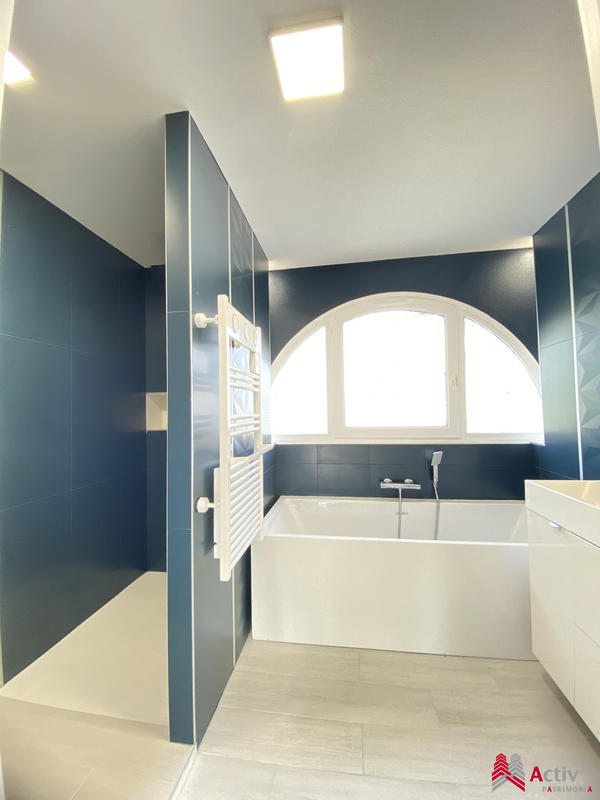 Appartement - 120 m² - 1 pièce