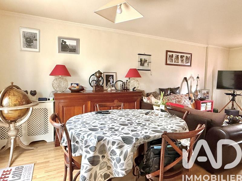 Maison - 95 m² - 5 pièces
