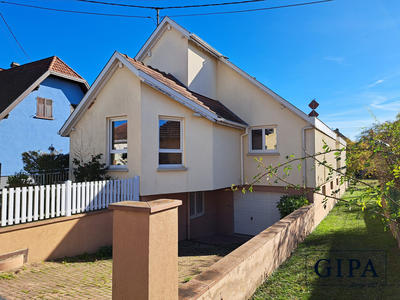 Maison - 140 m² - 5 pièces