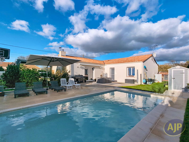 Maison - 122 m² - 6 pièces