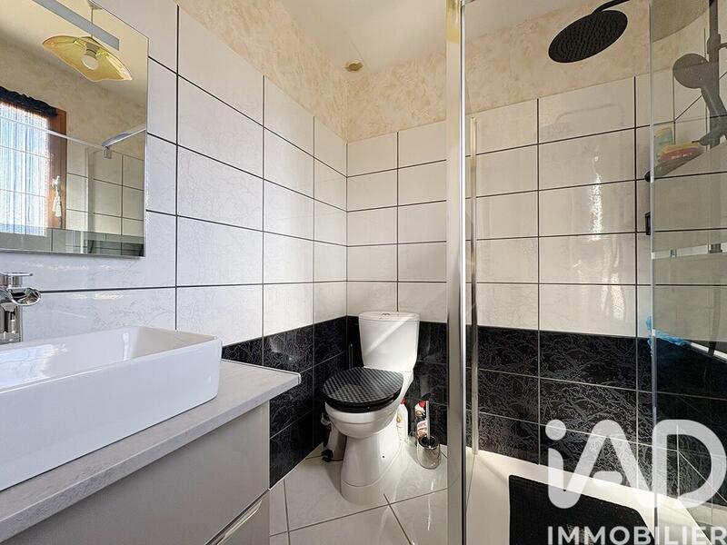 Maison de village - 104 m² - 5 pièces