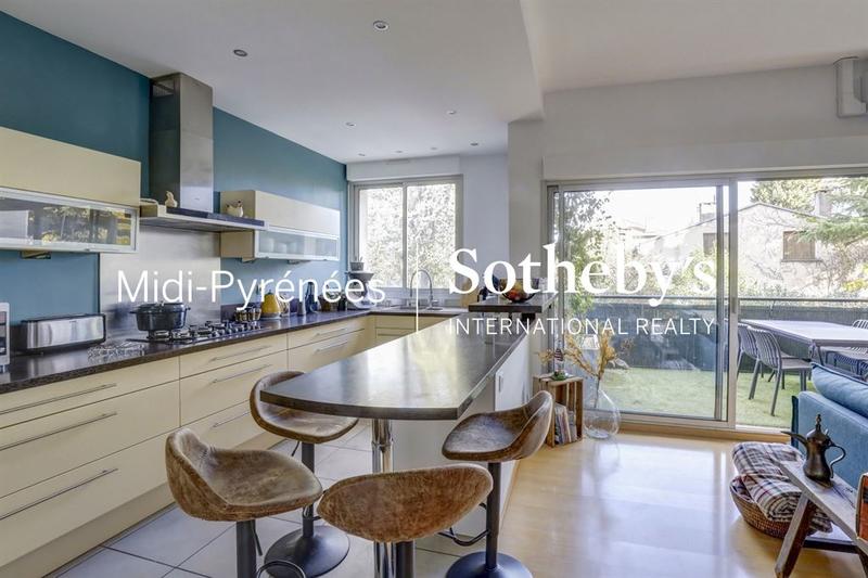 Appartement - 130 m² - 5 pièces