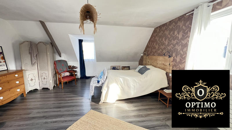 Maison traditionnelle - 163 m² - 6 pièces