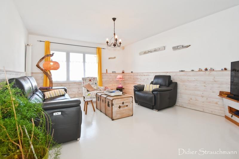 Maison - 206 m² - 7 pièces