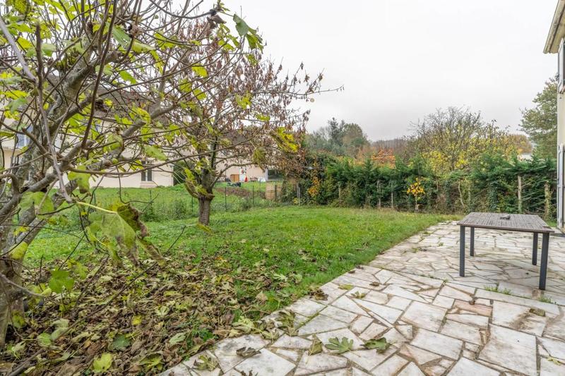 Maison - 184 m² - 8 pièces