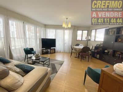 Appartement - 82 m² - 4 pièces