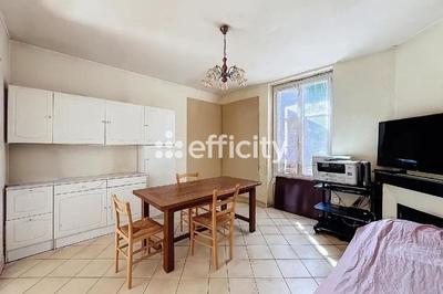 Immeuble - 204 m² - 3 pièces