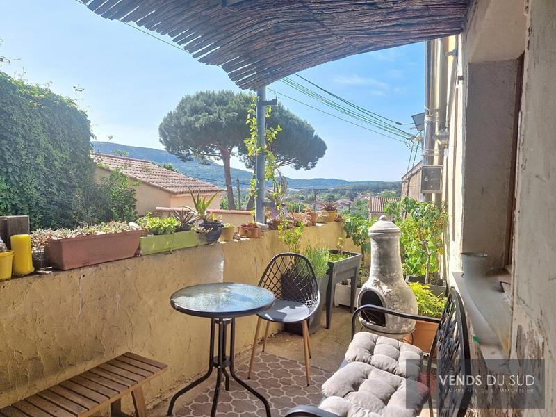 Maison de village - 105 m² - 4 pièces