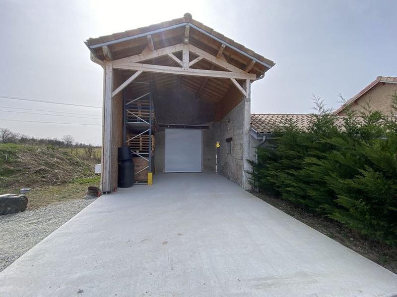 Entrepôt - 56 m² - 1 pièce