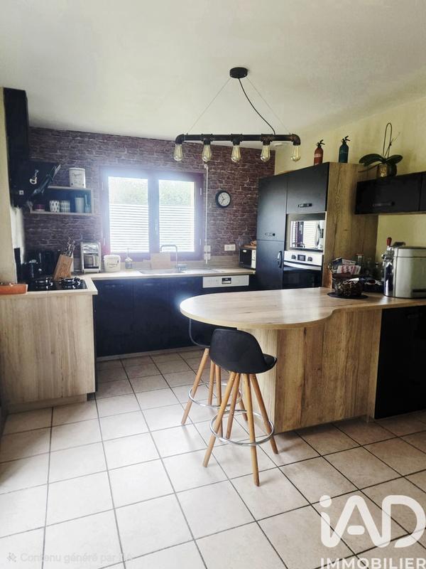 Maison - 137 m² - 8 pièces