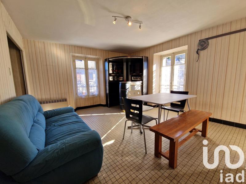 Maison - 183 m² - 9 pièces