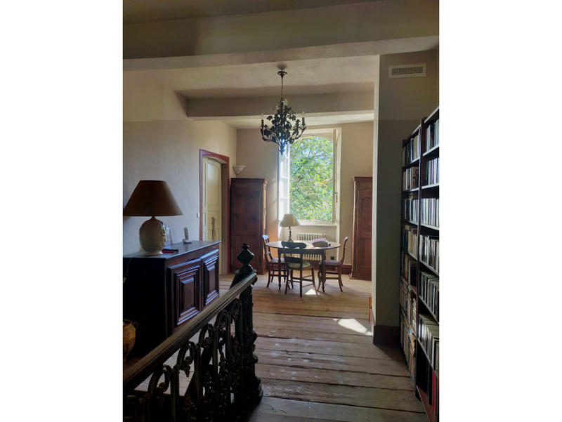 Maison - 210 m² - 9 pièces