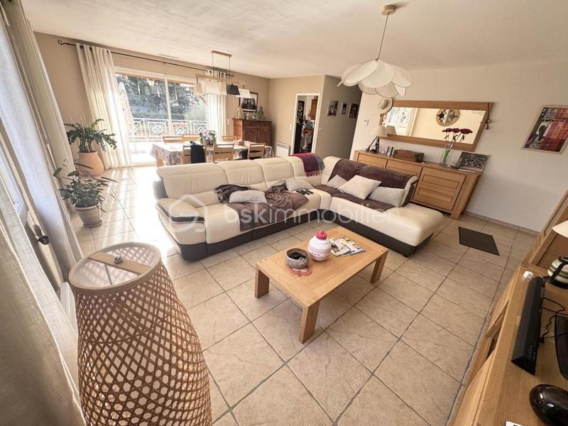 Villa - 130 m² - 6 pièces