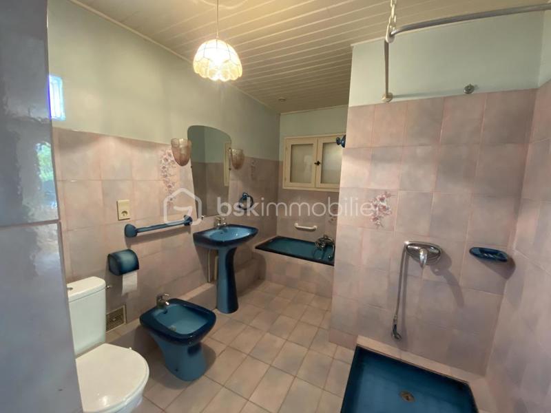 Maison traditionnelle - 122 m² - 5 pièces